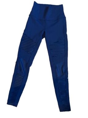 alo Yoga moto leggings in a rich blue with flattering high-rise fit & textured